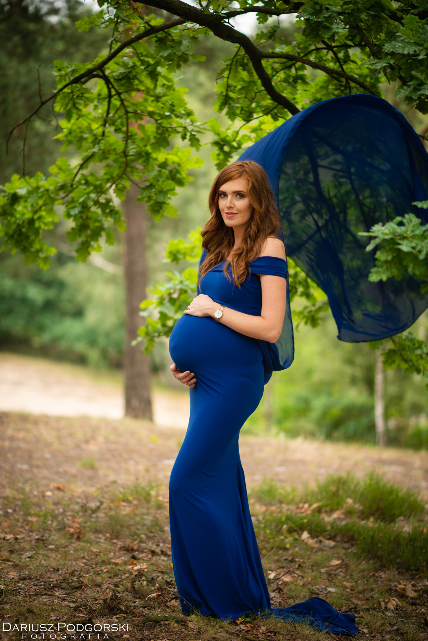 Niebieska sukienka ciążowa